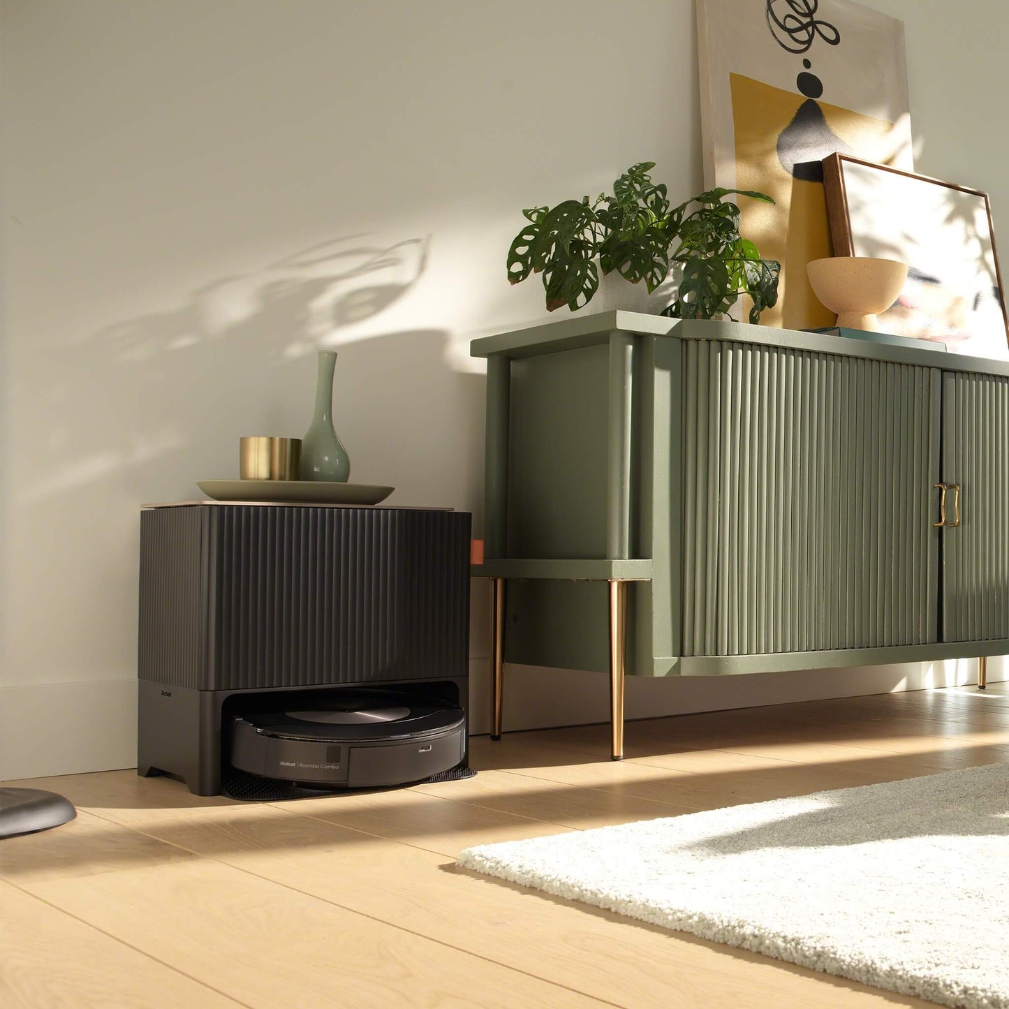 Roomba Combo® j9+ robotdammsugaren och moppen